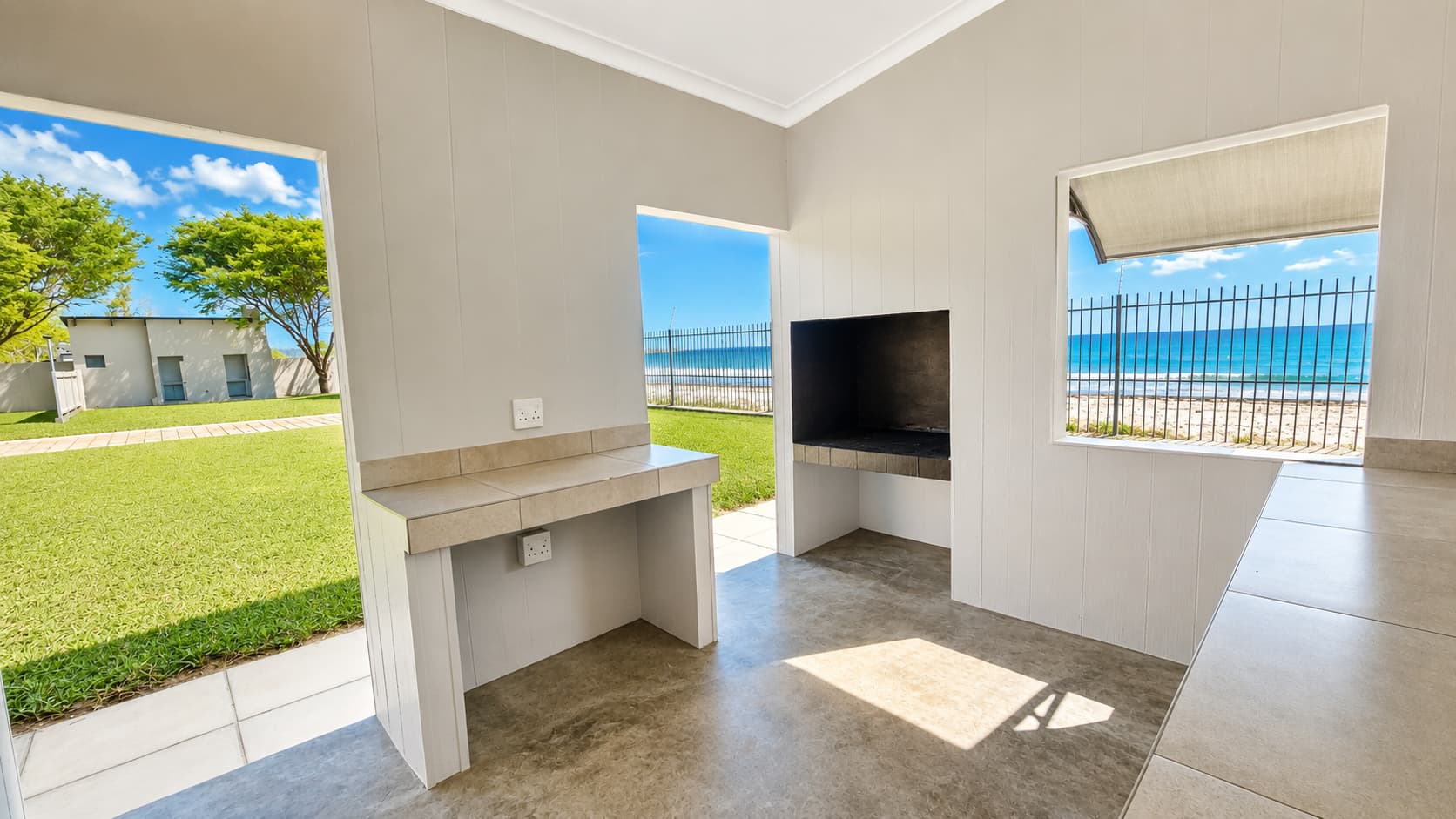 Private kitchenette shelter on a Beachfront stand with a sea view